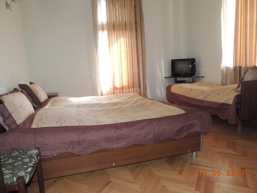 Galavnis Kari Hotel Sighnaghi Exterior foto
